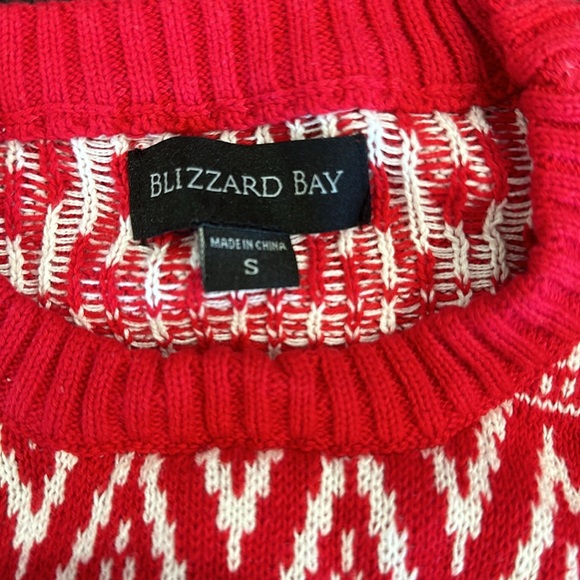 Llama Christmas Sweater - Picture 3 of 3